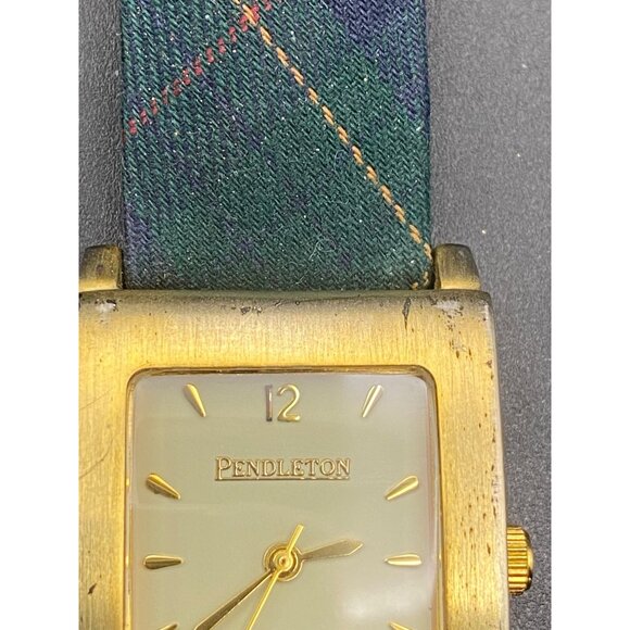 Womens Pendleton Tartan Plaid Fabric Band Watch Gold Tone New Battery LOOK READ - Picture 6 of 7